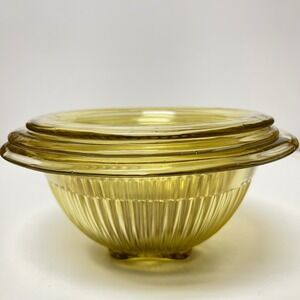Vintage Yellow Depression Glass 3 Nesting Mixing Bowls Ribbed Footed  7" 8" 9"